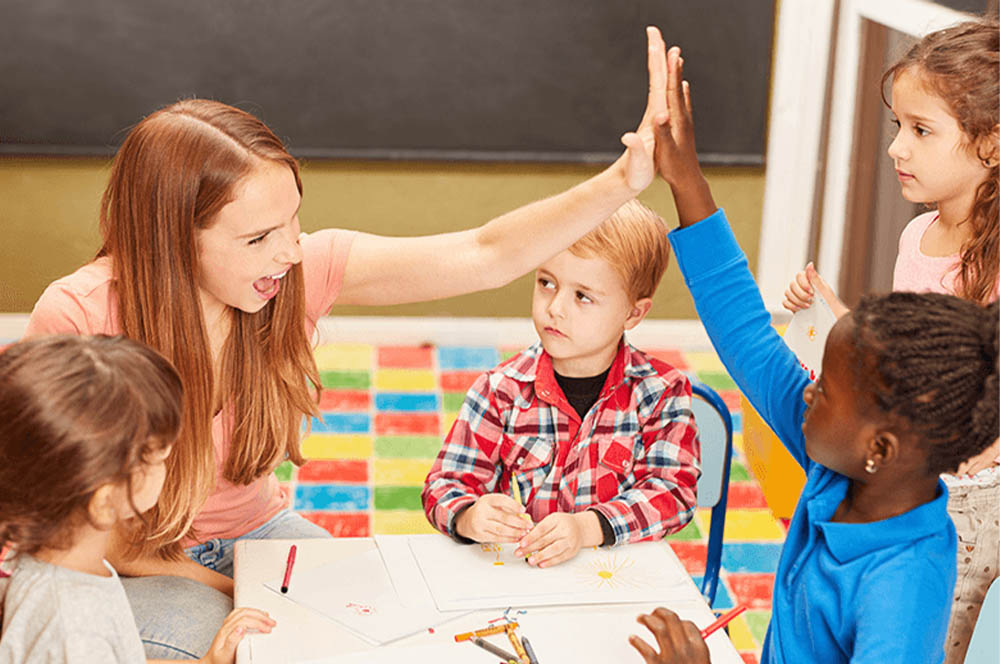 High Fives and Notes Home that Highlight Your Child’s “Wins”